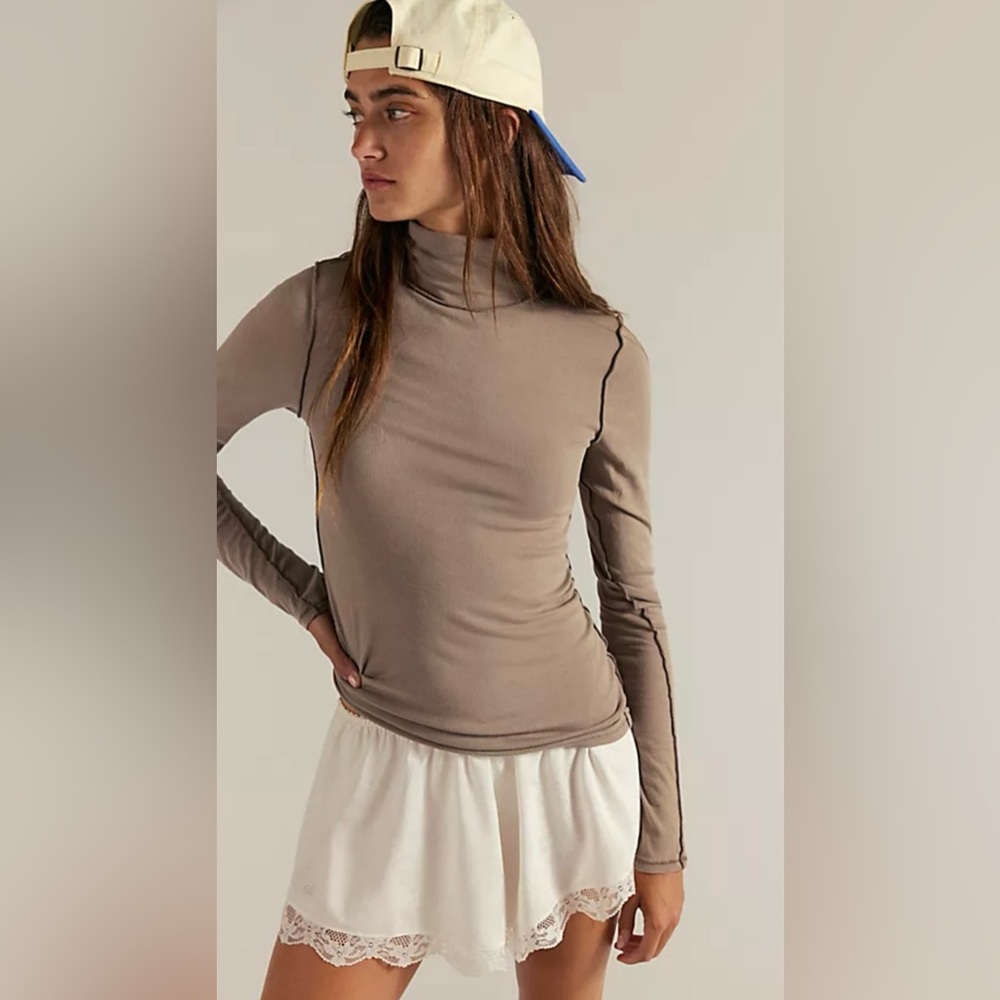 NWT We The Free Good Good Turtleneck Sz Small